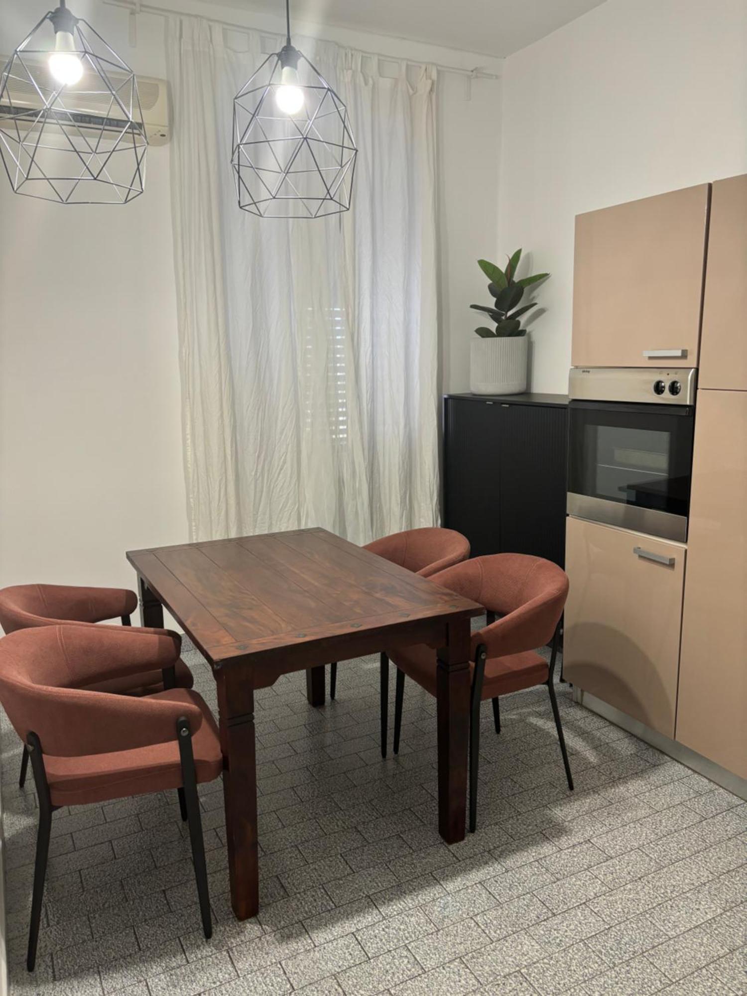 Ra City Garden Suite Pula Bagian luar foto